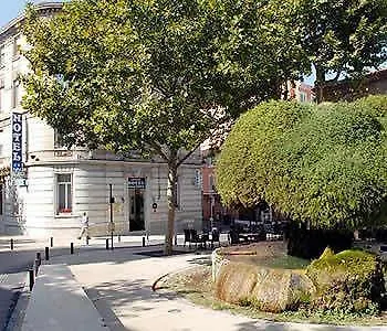 Grand De La Poste Hotel